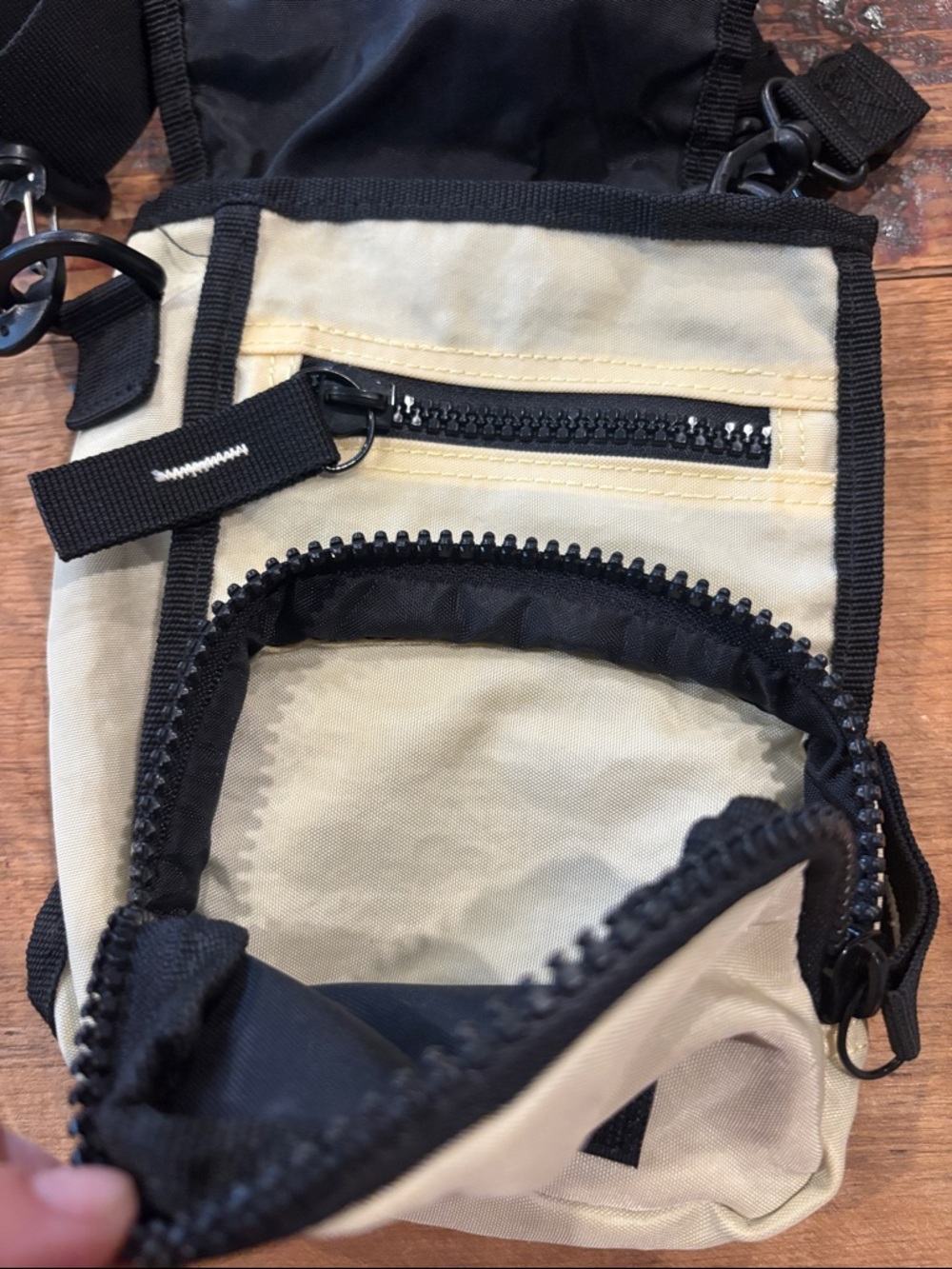 Y2K Diesel Messenger Bag - Picture 4 of 8